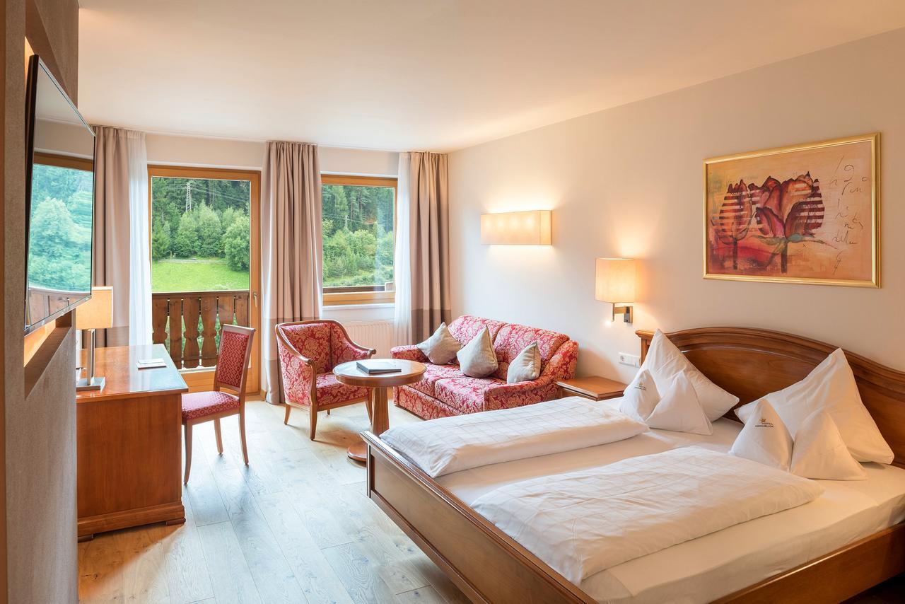 Hotel Kronblick Кьенес Экстерьер фото